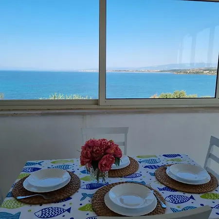 Smeraldo - Fronte Mare A Apartment *
